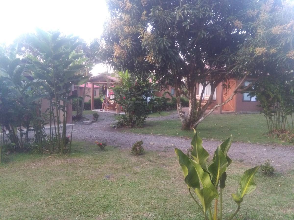 Paraiso Volcano Lodge Guayabo  外观 照片