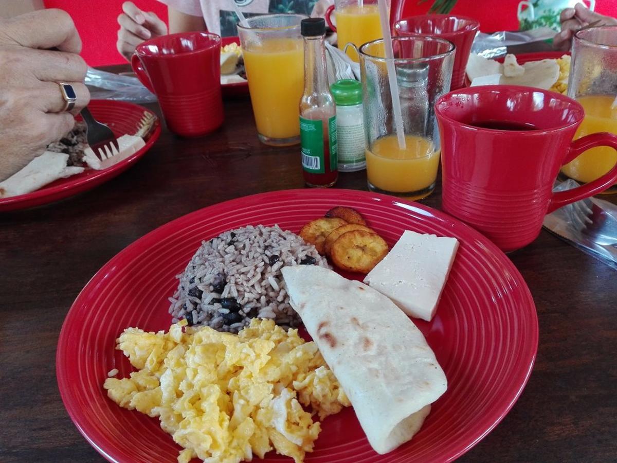 Paraiso Volcano Lodge Guayabo  外观 照片