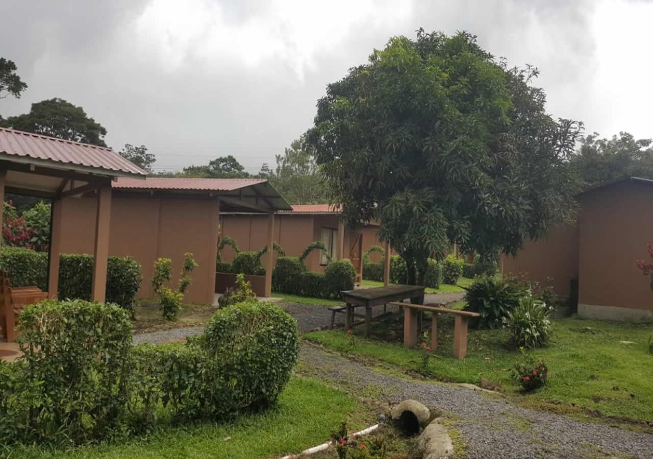 Paraiso Volcano Lodge Guayabo  外观 照片